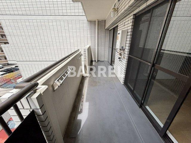 豊中市西緑丘２丁目の賃貸マンションのバルコニー