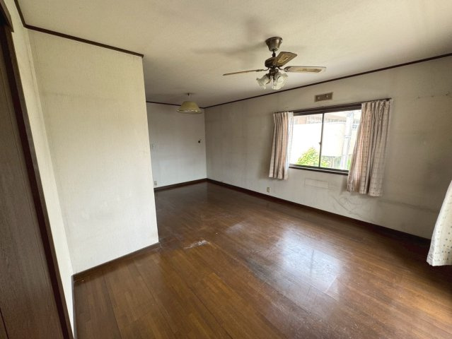 中古戸建　大垣市中川町4丁目　昭和63年築の洋室