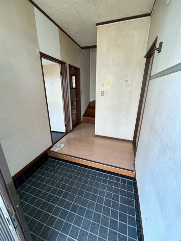 邑楽町秋妻賃貸住宅の玄関