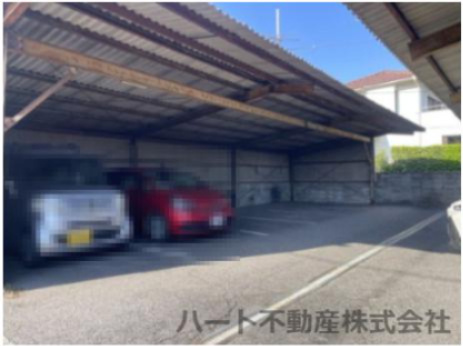 船倉町月極駐車場の駐車場