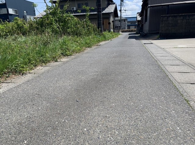 各務原市川島渡町の前面道路含む現地写真
