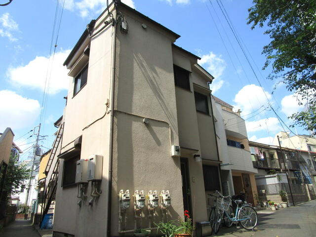渋谷区本町6丁目のアパートの画像