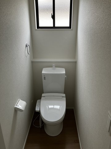 Bloom　菊陽町武蔵ケ丘北1丁目1期のトイレ