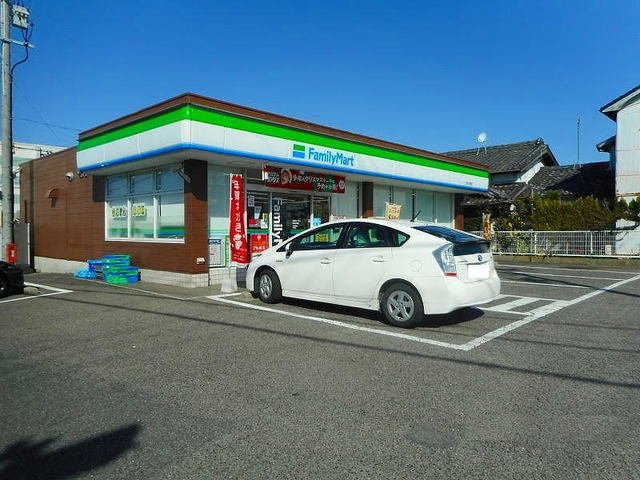 サニーハイム　　刈谷市近郊の賃貸はクラスホーム刈谷店の周辺|ファミリーマート 矢田小南店まで550m