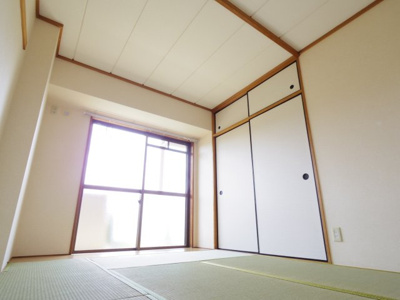 【和室】 | サンマグノリア | 【参考写真】南向き6帖和室