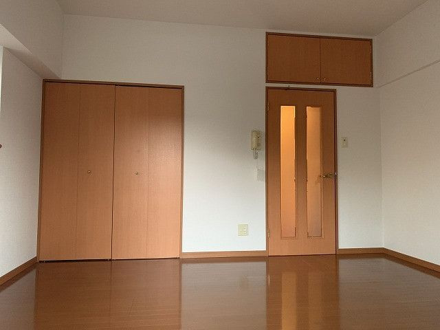 福岡市中央区地行２丁目の賃貸マンションの内装