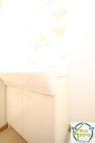 クレモナ山手の独立洗面台|※類似部屋