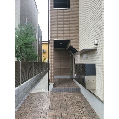 【エントランス】 | Ｐａｒｋｌｅｔ・高坂