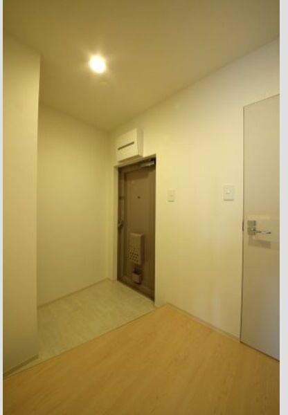 浦里第二マンションの玄関