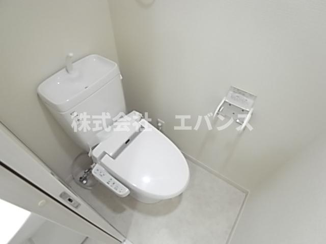 【トイレ】 | アール・ヴェール | 落ち着いた色調のトイレです