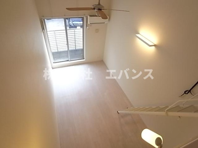  | アール・ヴェール