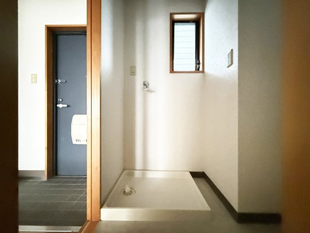 ルミエール高そねの洗面所