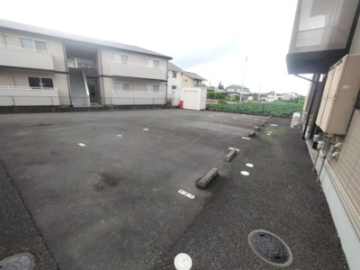 【駐車場】 | サニーウェル清里　Ａ