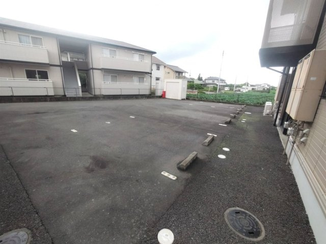 【駐車場】 | サニーウェル清里　Ａ