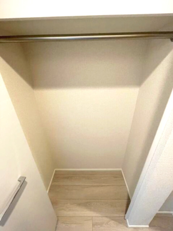 ＡＸＡＳレジデンス目黒東の収納|収納を開けたところです
