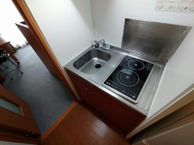 レオパレス大倉山エクレールのキッチン