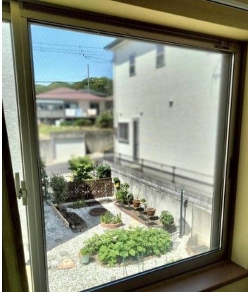 岩出市桜台の庭