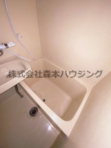 【浴室】 | 　ウェルネス三界 | お風呂で日々の疲れを落としましょう