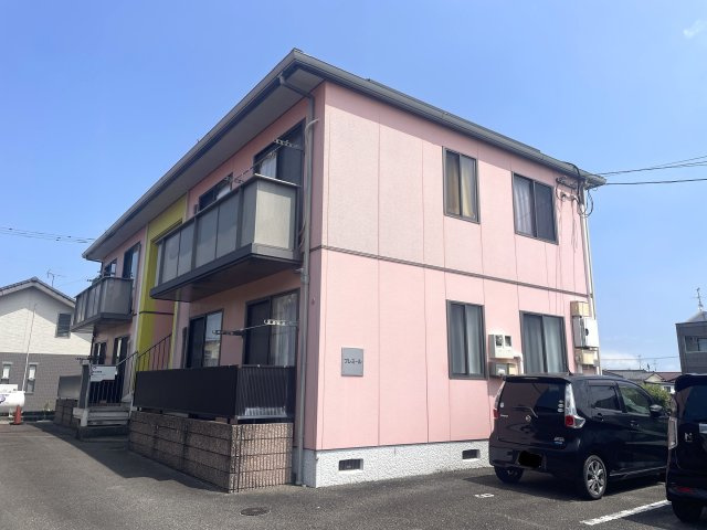 プレミールの外観