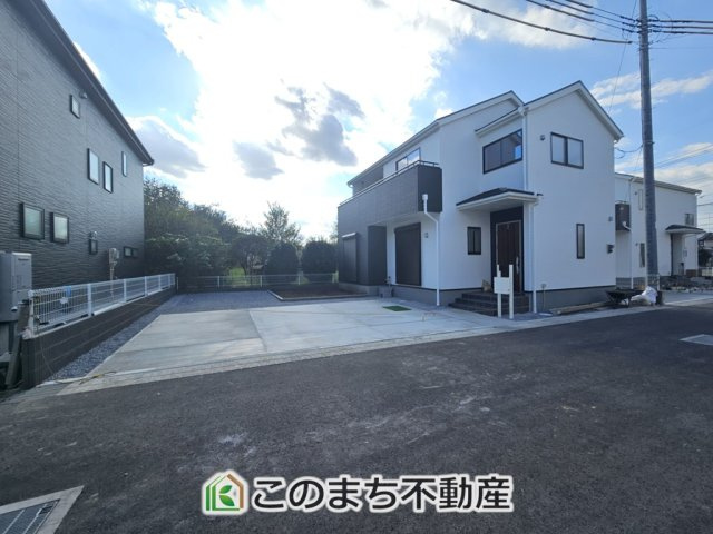 LiveleGarden.S下野市上大領の駐車場|カースペースは並列３台分ございます！
