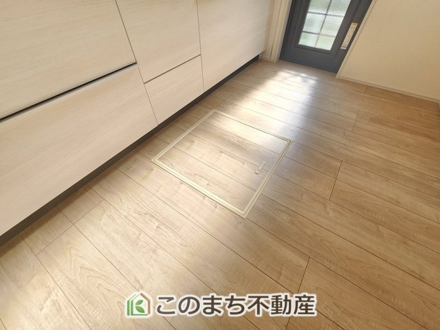 LiveleGarden.S下野市上大領の収納|同社施工物件の写真です。※建具やフローリング、その他仕様が違う場合がございます。