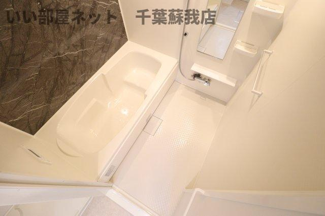 ドゥー・メゾン桜木の浴室|落ち着いた空間のお風呂です
