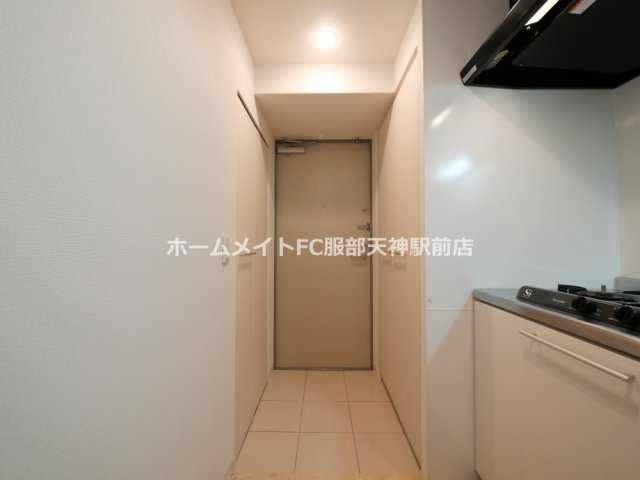 プラウドフラット新大阪の玄関