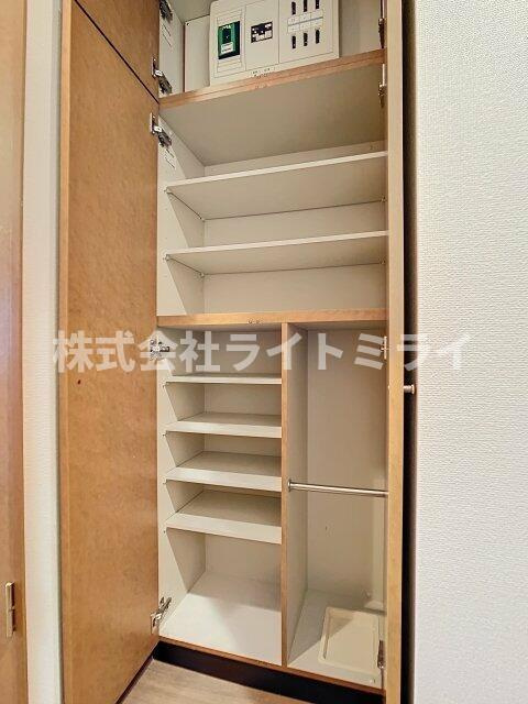 ルート四谷三丁目の収納|シューズボックス 
