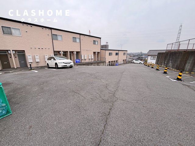 ウエスト加木屋　　刈谷市近郊の賃貸はクラスホーム刈谷店の駐車場