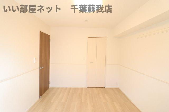 ドゥー・メゾン桜木の寝室|寝室です
