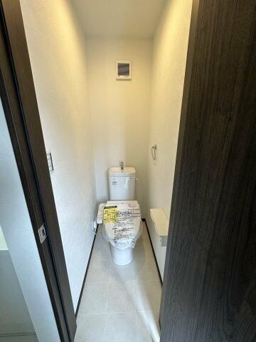 横須賀市追浜本町１丁目のアパートのトイレ