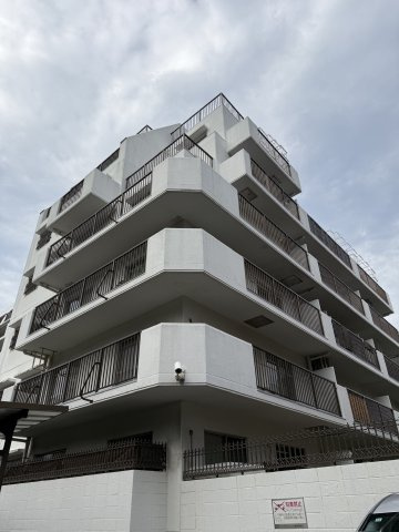 トーカンマンション大橋の外観