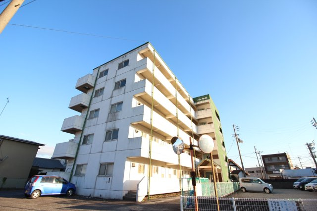 メゾン朝日の外観パース
