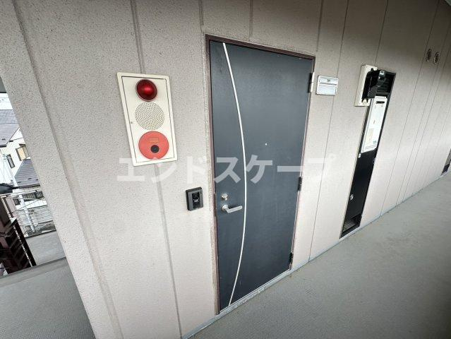 エターナル　Ⅰ棟の玄関|高崎、前橋のお部屋探しはエンドスケープまで！お客様の理想お聞かせ下さい♪