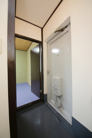 サンハイツの玄関