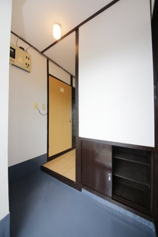 サンハイツの玄関