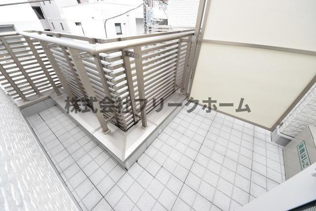 フロール デ セレッソのバルコニー