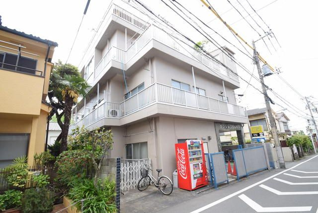 マンションヨネヤマの外観