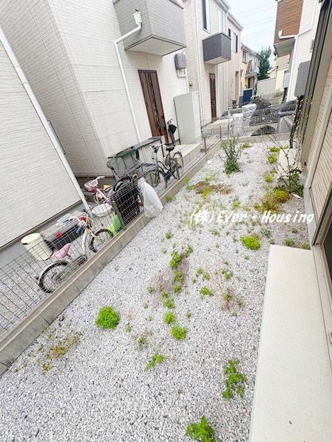 戸建 東久留米市下里６丁目の庭