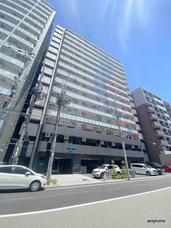 セレニテ難波グランデシュッド　仲介手数料無料の外観