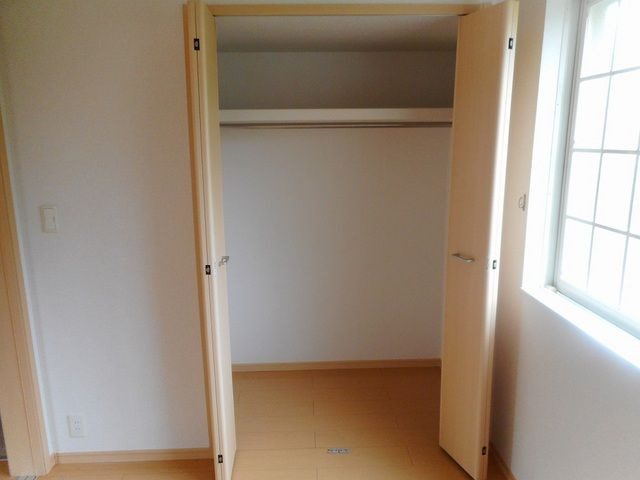 フィオーレ　Ⅲの収納|小物を収納するのに便利です