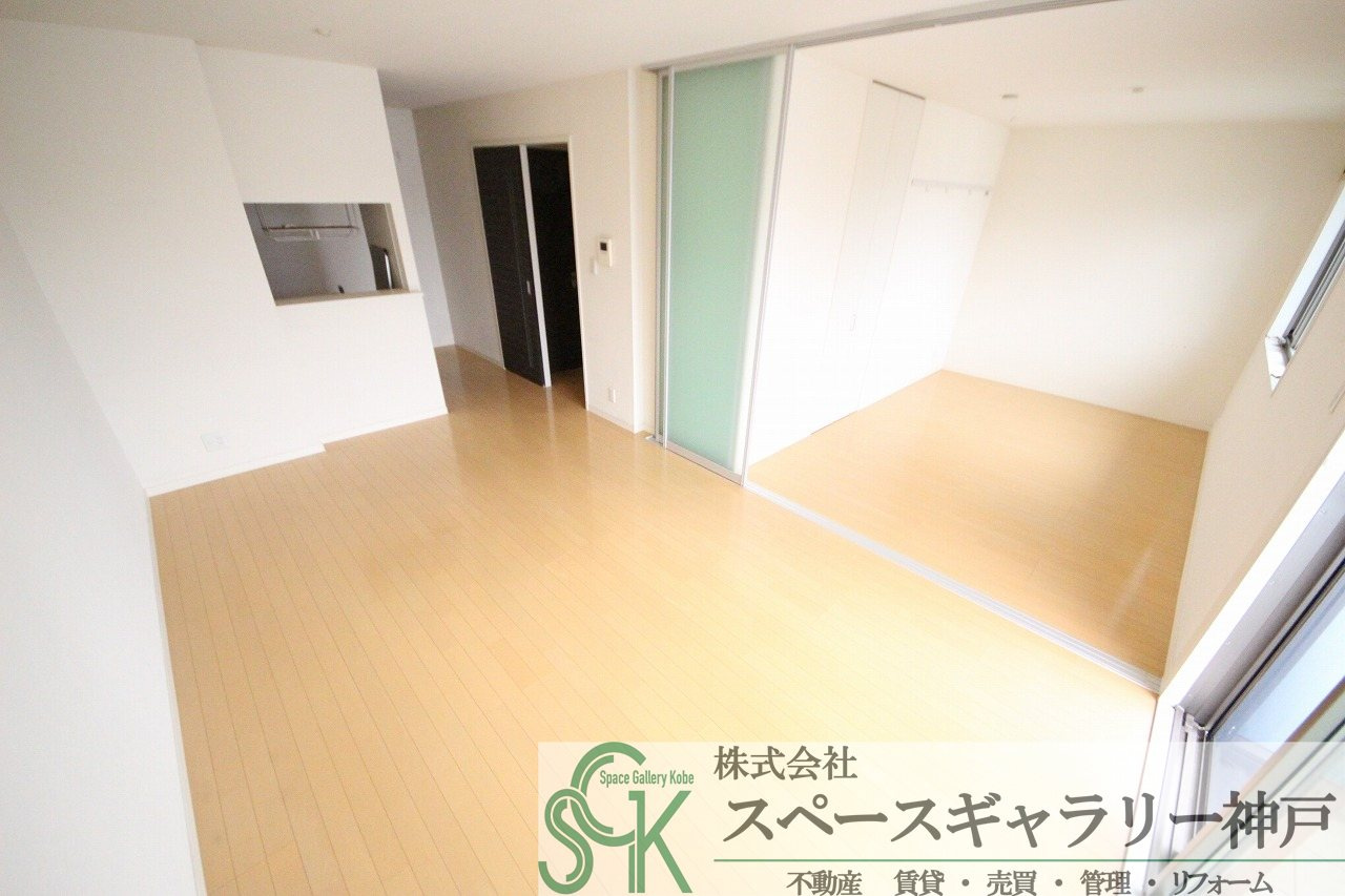 サーラスヴァティの居間・リビング|※お部屋により仕様が異なる場合があります※