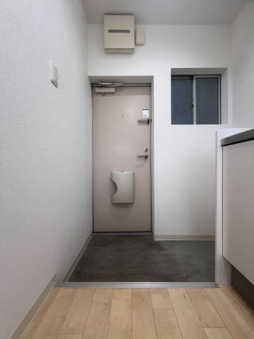 ムックマンションの玄関