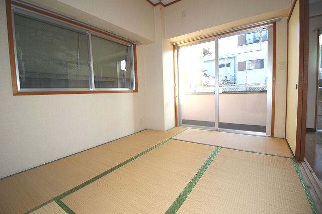 コーポ向日葵の和室|和室があると落ち着いた雰囲気になりますね