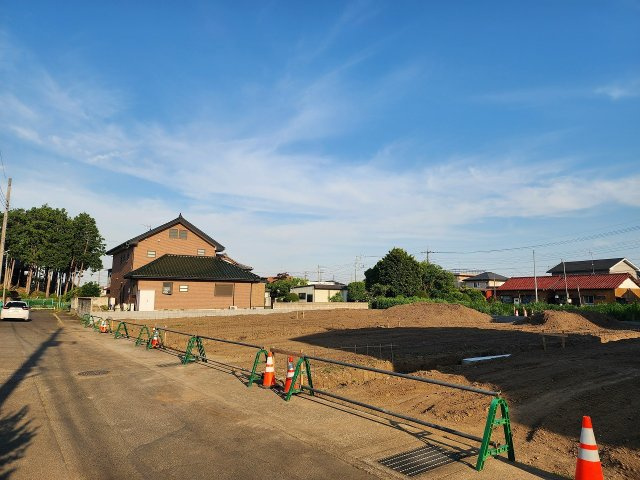 高崎市貝沢町売地の前面道路含む現地写真