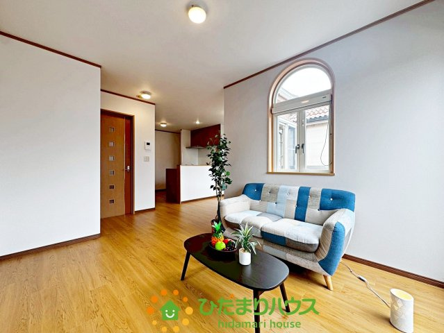 久喜市久喜東4丁目　中古一戸建ての居間・リビング