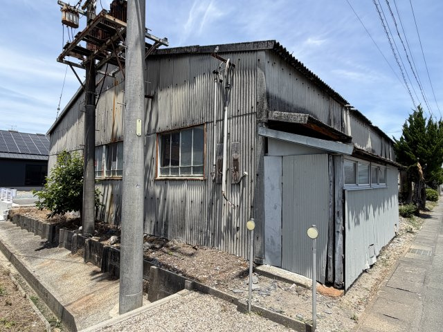 磐田市上新屋貸工場の外観