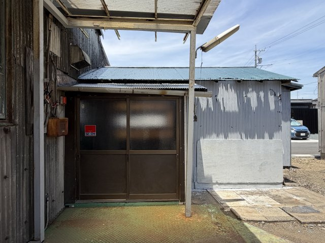 磐田市上新屋貸工場の外観