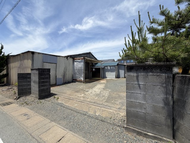磐田市上新屋貸工場のエントランス