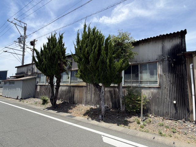 磐田市上新屋貸工場の外観